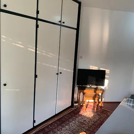 Arena 23 Apartment *