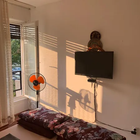 Appartement Arena 23 *